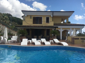 Гостиница Villa Fontana Saia  Паола